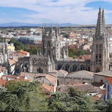 Vivienda De Uso Turistico En El Corazon De Burgos Apartment Exterior foto